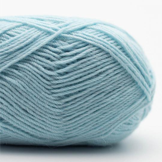Edelweiß Alpaka 25g 100m Sockenwolle mit 10% Alpaka-Anteil Farbe 037 babyblau
