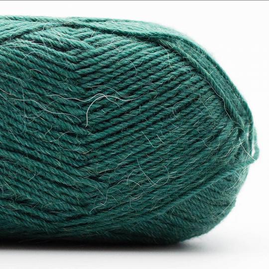 Edelweiß Alpaka 25g 100m Sockenwolle mit 10% Alpaka-Anteil Farbe 045 piniengrün