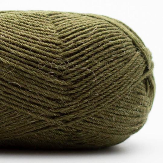 Edelweiß Alpaka 25g 100m Sockenwolle mit 10% Alpaka-Anteil Farbe 049 dunkeloliv