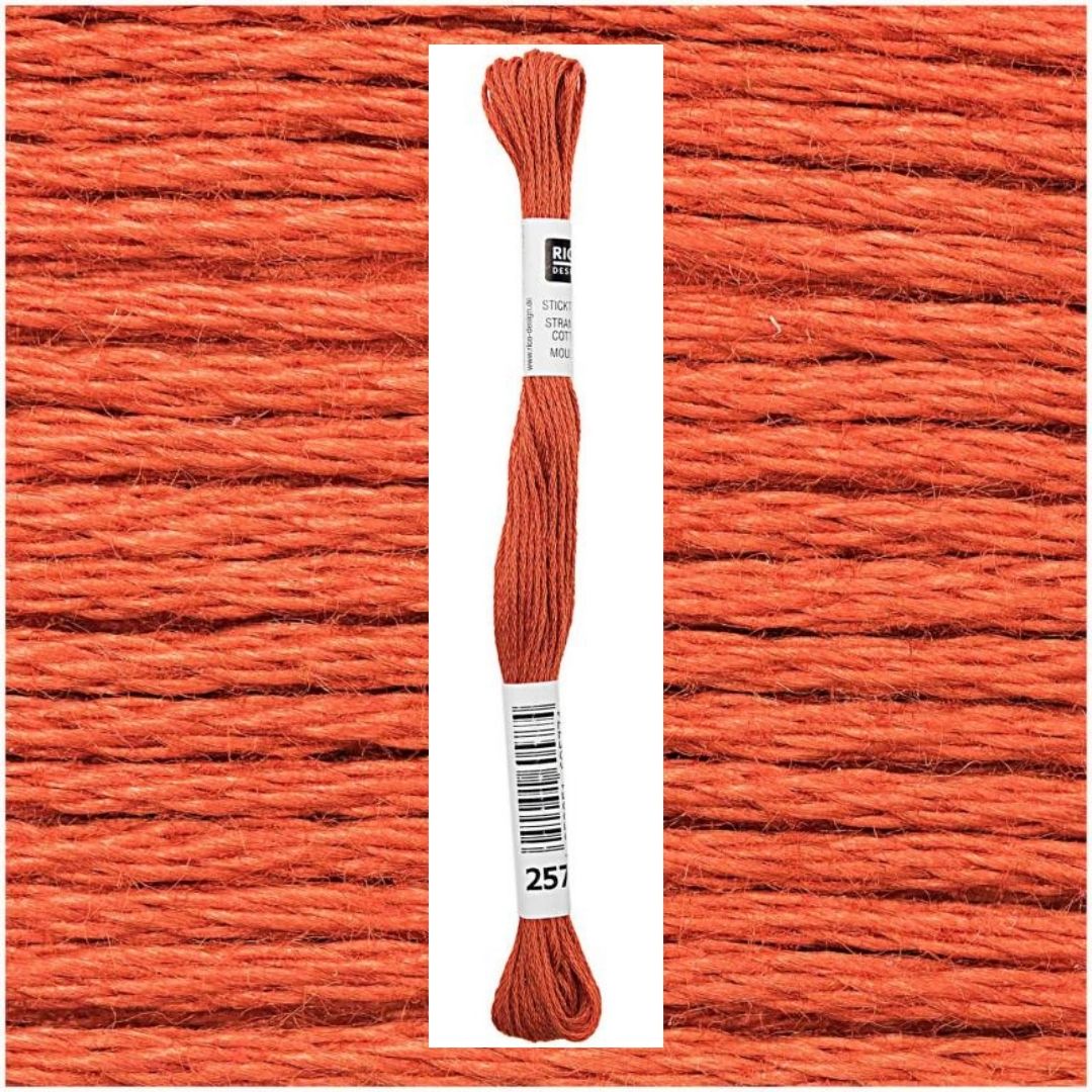 Stickgarn Sticktwist Rico-Design 6-fach 8m 100% Baumwolle Nr. 257 Farbe granatrot 03