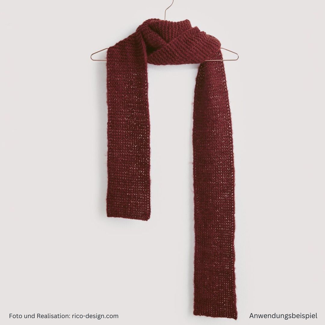 Anleitungsheft zum Stricken Luxury Knits Premium Natural Fibres - Schal in weinrot