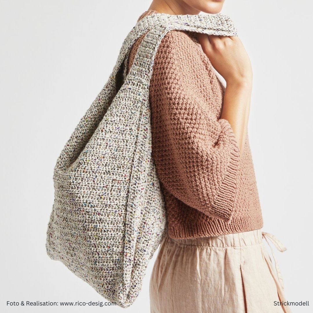 Essentials Super Cotton 50g 100% Baumwolle Muster Tasche und Pulli am Modell