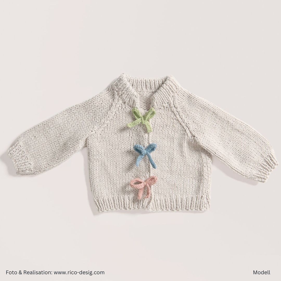 Cozy organic cashmere 50g 145m rico Baby Muster Babyweste gestrickt mit Schleifchen