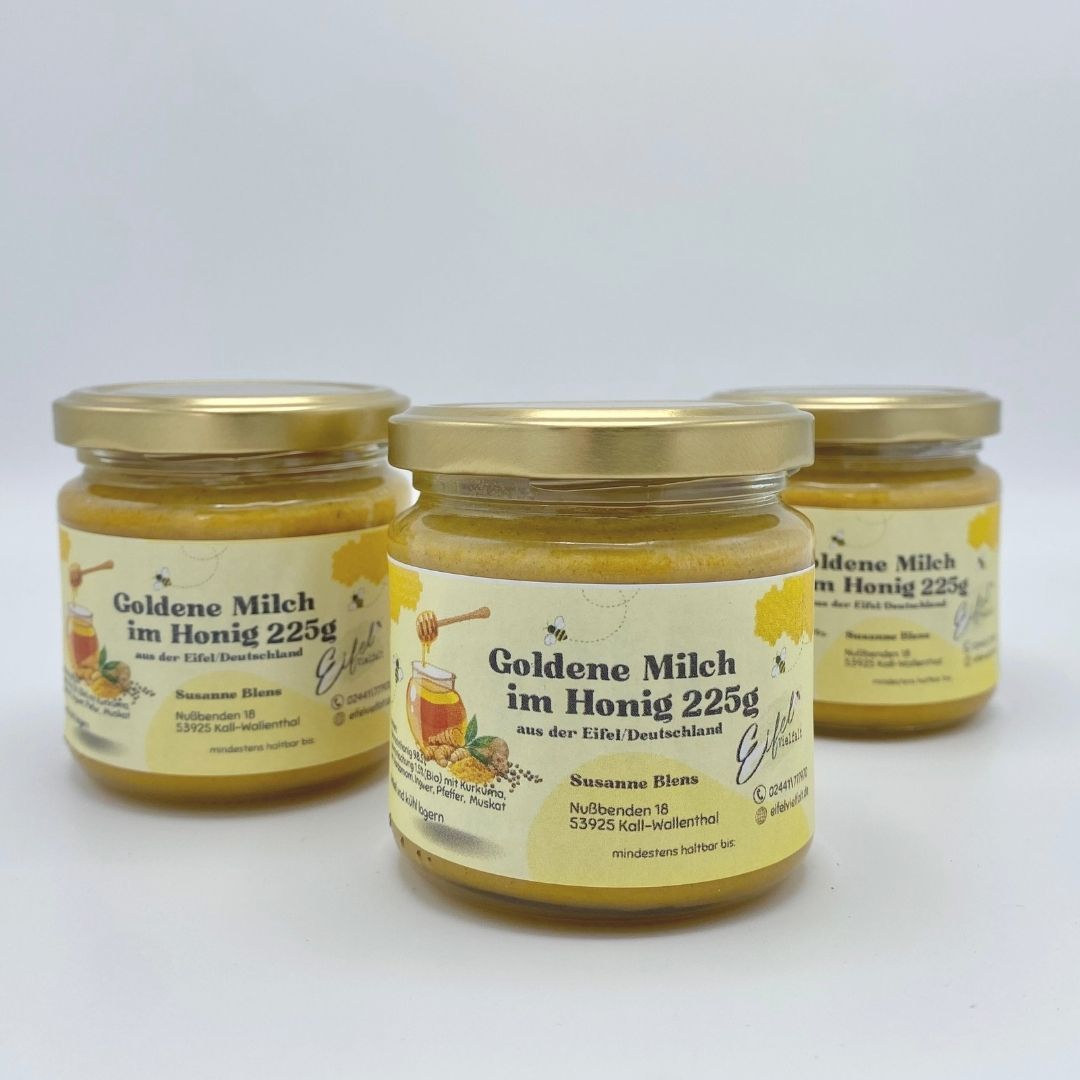 3 Gläser Goldene Milch im Honig 225g aufgestellt