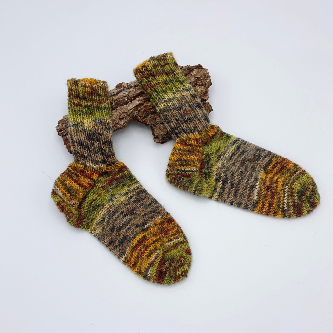 handgestrickte Socken Stricksocken Gr. 30/31 Safari Dschungel Rinde